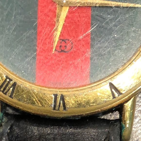 Vintage Gucci Gold Used Watch Men’s Unisex - Picture 2 of 8